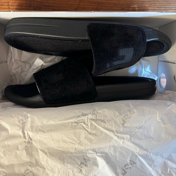 APL TechLoom Velvet Slide - Picture 1 of 10